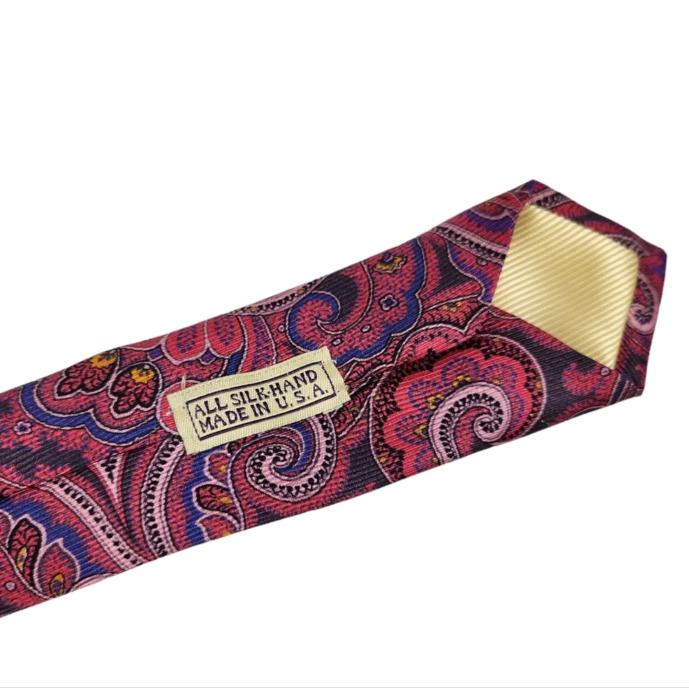 J. Z. Richards Gallery Collection 100% Silk Pink Paisley Hand Made Mens Neck Tie